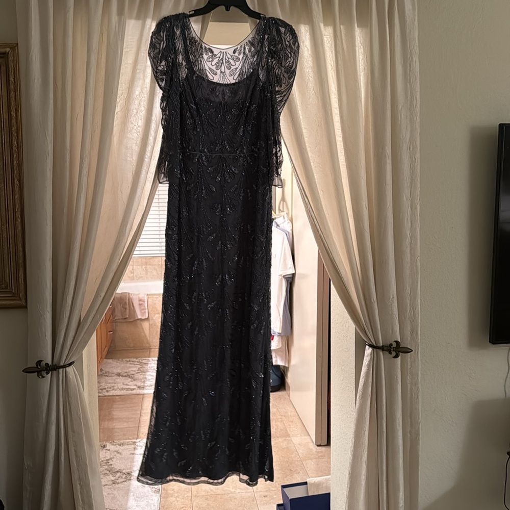 New formal women’s gown Aiden Mattox size 8